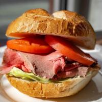 Boar's Head Roast Beef Sandwich · Fresh roast beef with lettuce and tomato.