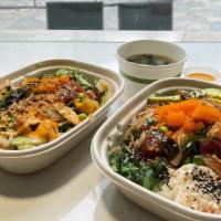 Regular Poke bowl · 3 scoops of POKE [6oz]
Free Side Choice and Select any for Mix-in, Sauce and Topping