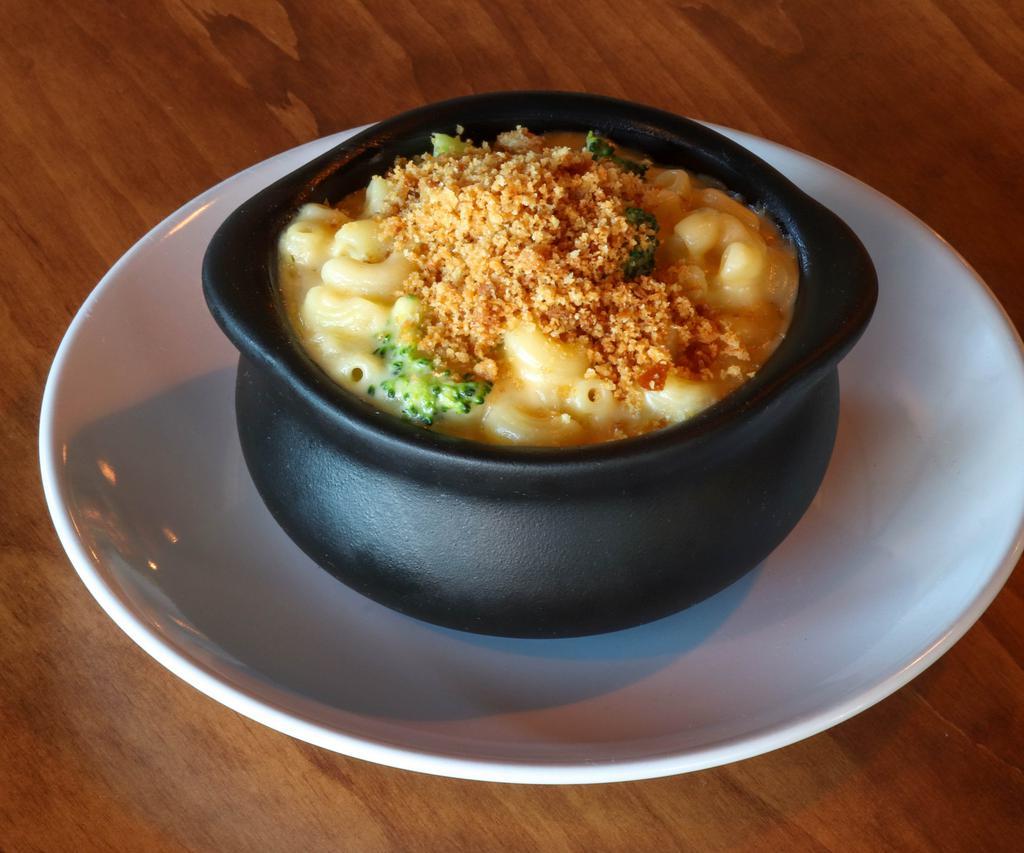 Classic Mac & Cheese · Vermont white cheddar, buttered breadcrumbs