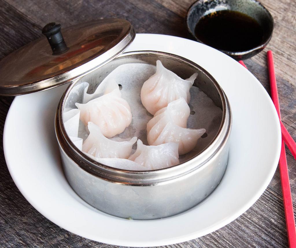 Crystal Shrimp Dumplings · cantonese style har gow