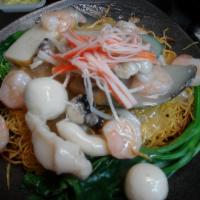 S16. Seafood Pan Fried Noodles · 