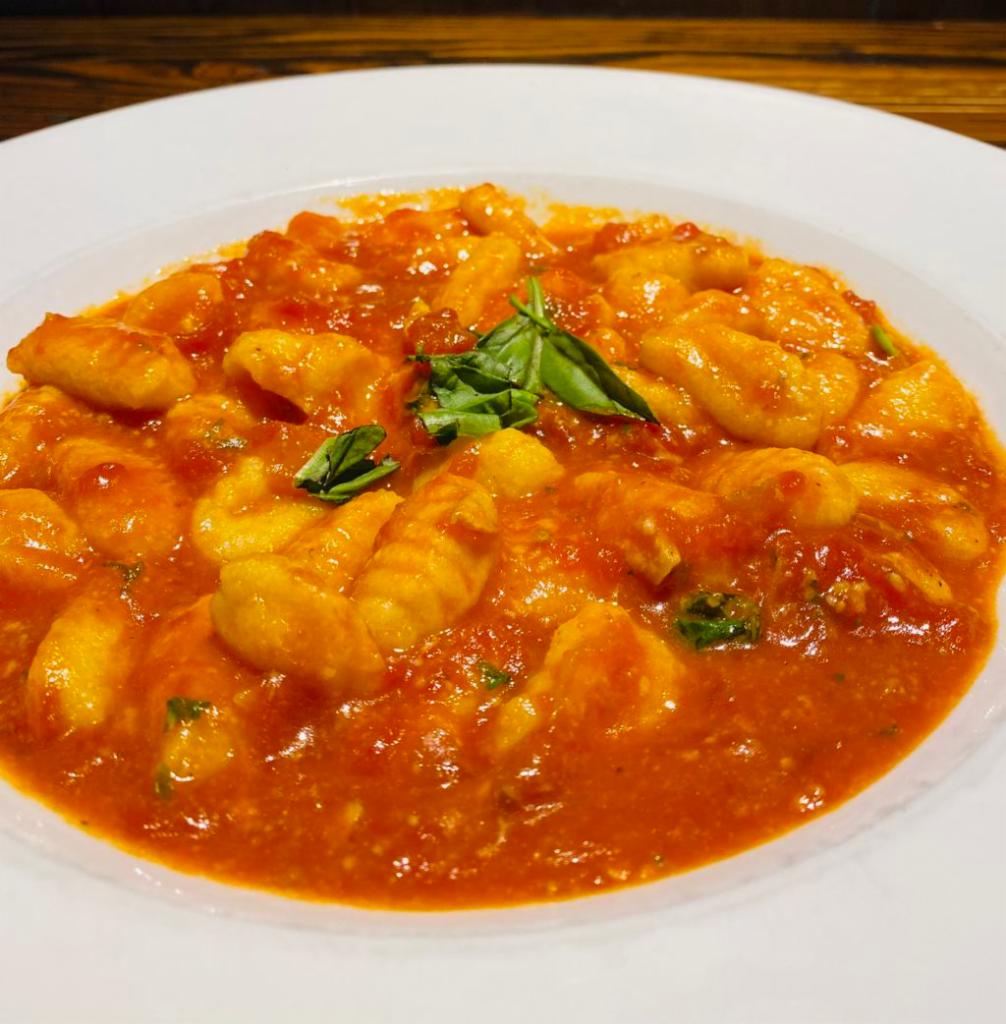 Gnocchi Pomodoro · Potato dumplings with a fresh tomato basil sauce. Substitute pesto sauce for an additional charge.Your Choice of Soup or Salad & Garlic Bread.