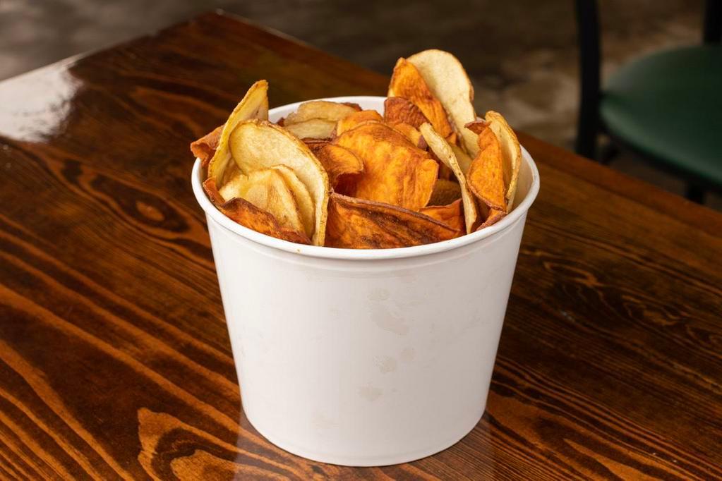X-Large Chips · Choice of Sweet potato, Reg. Potato, or 50/50 mixed house made chips.

Equals 2.5 large chips.