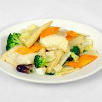 Fish Fillets with Vegetables · 時菜魚球 — Lightly breaded fish fillets with vegetables.
