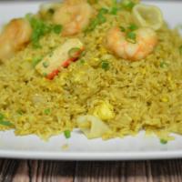 Curry Seafood Fried Rice · Shrimp, calamari, scallop, crabmeat.