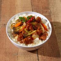 General Tso's House Special Chicken · Tender crispy chicken with broccoli, bell peppers, onions and pineapple chunks stir fried in...