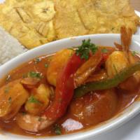 Camarones Enchilados · Shrimp Creole, white rice and sweet plantains.