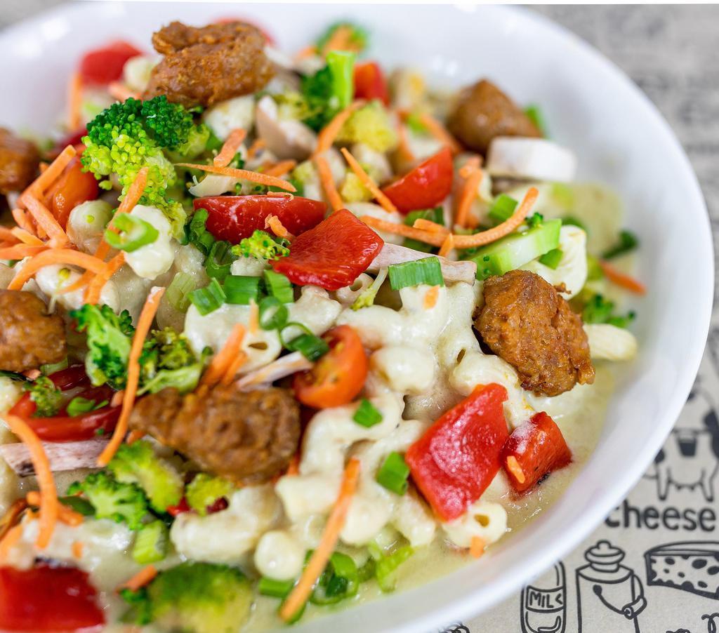 Vegan Delight Bowl · Beyond sausage, vegan cheese sauce, broccoli, mushrooms, roasted red peppers, tomatoes, and scallions.
