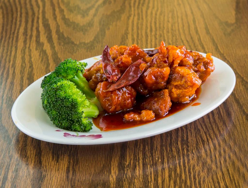 H5. General Tso's · Lightly breaded white meat chicken or beef sauteed with General Tso's sauce. Served with white rice. Spicy.