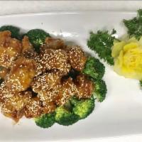 87. Sesame Chicken Special · Chunks of chicken deep fried with our chef's sesame seed sauce and sauteed broccoli.
