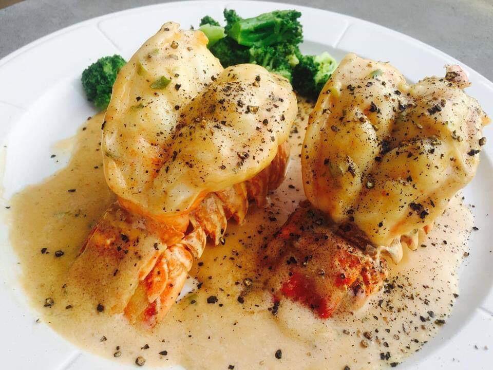 Code di Aragosta Dinner · Lobster tails, broiled or in brandy sauce, marinara or fra diavolo.