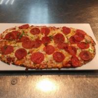 Pepperoni Flatbread Pizza · Tuscan pepperoni, fontina, mozzarella,
parmesan, rustic plum tomato sauc