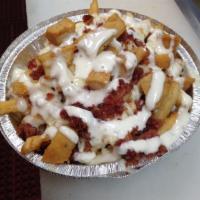 Chicken Bacon Fries · Grilled chicken bacon, mozzarella cheese and ranch.
