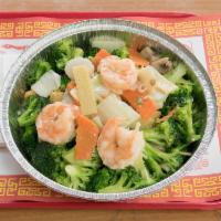 C17. Shrimp with Mixed Vegetables Combo Plate · Comes with your choice of rice and egg roll.