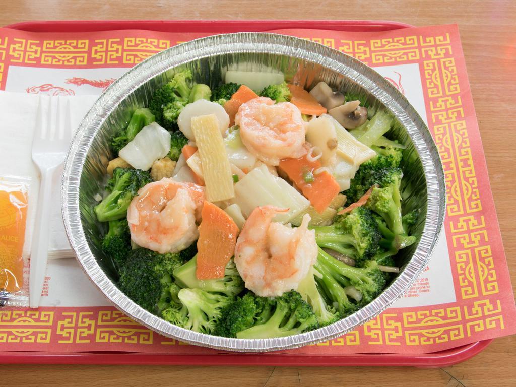 C17. Shrimp with Mixed Vegetables Combo Plate · Comes with your choice of rice and egg roll.
