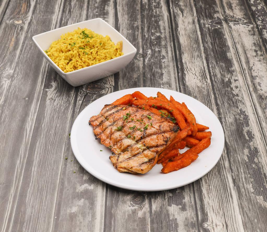 Salmon · Chargrilled and lightly seasoned with humdingers spice. Includes remoulade, seasoned rice, choice of a topping and a side. Gluten free.