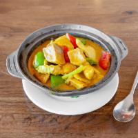 Curry Chicken Hot Pot  · Chicken, potatoes, bell peppers, onions, yellow curry.