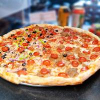 Bronx Pie · Flippin pizza sauce, 100% whole milk mozzarella, pepperoni, sausage, green bell pepper, red ...