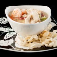 Wor Wonton Soup · Wonton with shrimp, chicken, BBQ pork and mixed veggies in clear broth.