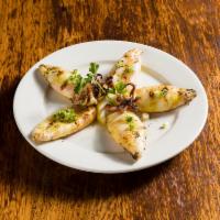 App Grilled Calamari  · grilled whole squid, scallions, dill, extra virgin olive oil & lemon 