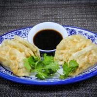 A3. Fried Dumpling（煎饺） · 6 pcs