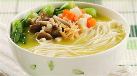 J1. Vegetable Lo Mein （素炒面） · Broccoli, Chinese Cabbage, Onions, Mushrooms, Bok Choy

Choice between Soup Noodle or Stir-Fried.