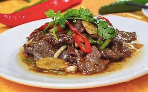 Sauteed Beef with Ginger and Scallions 姜葱炒牛肉 · sauteed beef with ginger and scallions 
