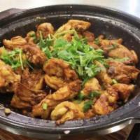 Braised chicken with salted ginger 沙姜霸皇鸡 （半只） · half braised chicken with salted ginger 