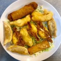 Appetizer Sampler · 3 fried shrimp, 3 Rangoon, 3 fried dumplings, 1 chicken egg roll and 1 vegetable roll.
