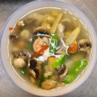 Wor Wonton Soup · Shrimp,Beef, Chicken, Wontons and vegetables