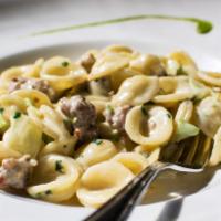 Orecchiette salsiccia e cime di rapa  · Homemade orecchiette pasta - garlic-  sweet Italian sausage - broccoli rabe