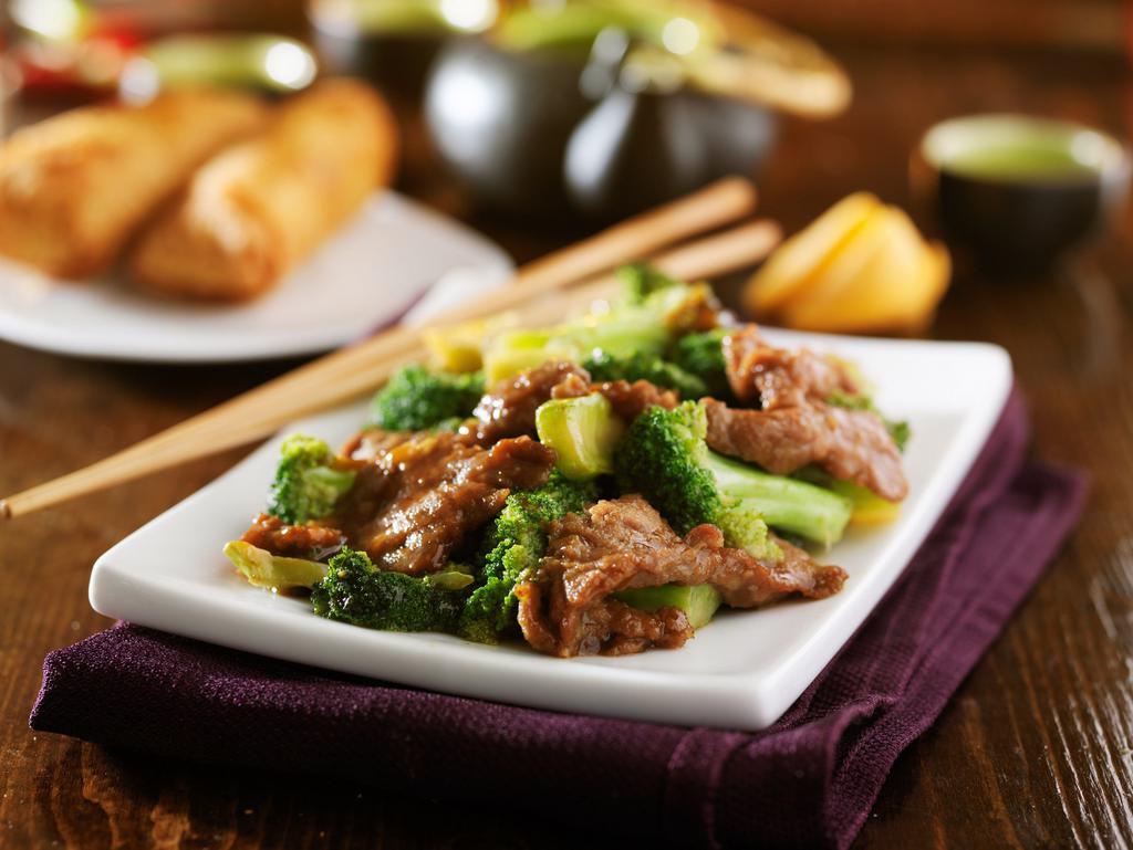 Beef with Broccoli · With rice.