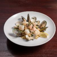 Linguine Pescatore · mussels, squid, shrimp, scallops, fresh basil, housemade marinara