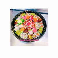 Sushi roll combo ( large ) · Raw fish roll and cooked roll 
5 - 8 people  (recommend )
12 roll (cooked roll and raw fish ...
