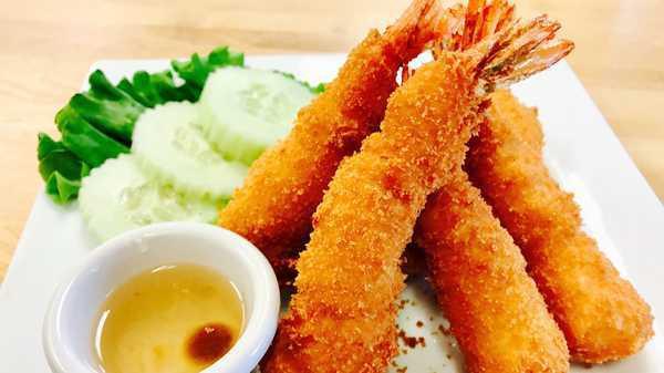 P. Fried Shrimp · 7 pieces. Shrimp breaded with panko crumbs. Plum sauce.