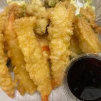 Shrimp and Vegetables Tempura · 4 pieces shrimp and 9 pieces vegetable.