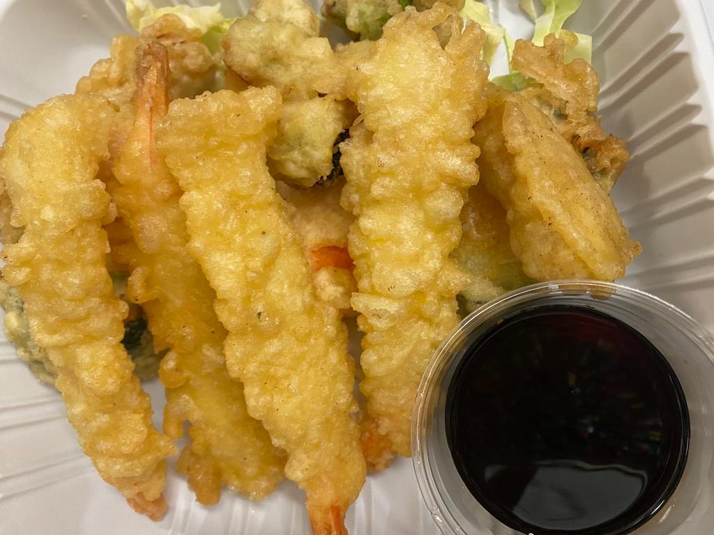 Shrimp and Vegetables Tempura · 4 pieces shrimp and 9 pieces vegetable.