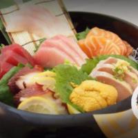 Sashimi 7 · 3 pcs. each of 7 varieties of sashimi