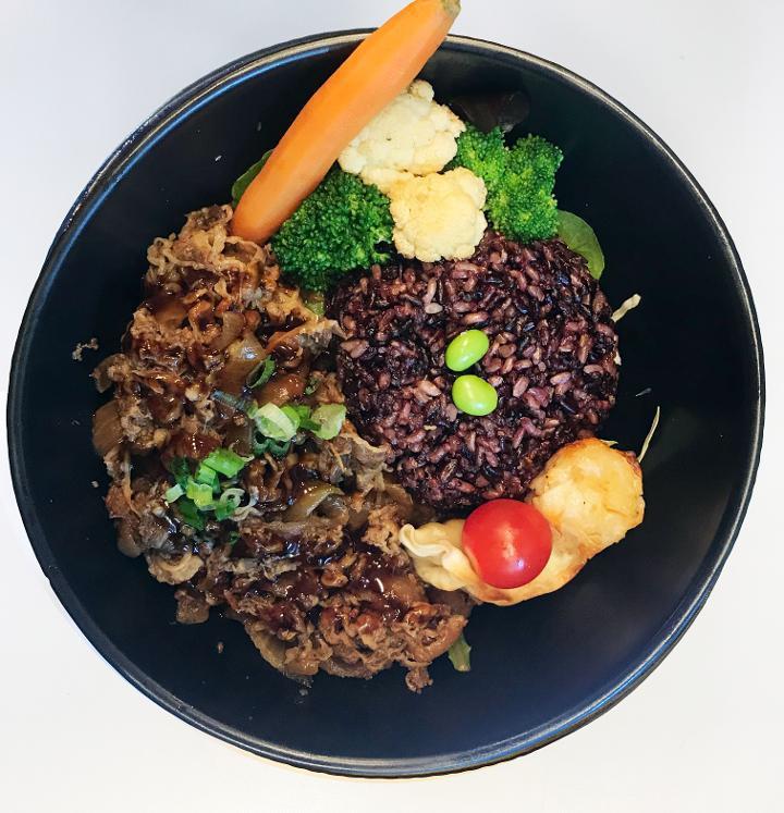 ~~Black rice BEEF Bowl~~ · Natural Black Rice Bowl with Soy sauce base-Marinated Beef, air baked cauliflower, steamed Broccoli, carrot, cherry tomato, scallion , Shrimp shumai and dumpling. It comes with teriyaki sauce. Choice of natural black rice or white rice