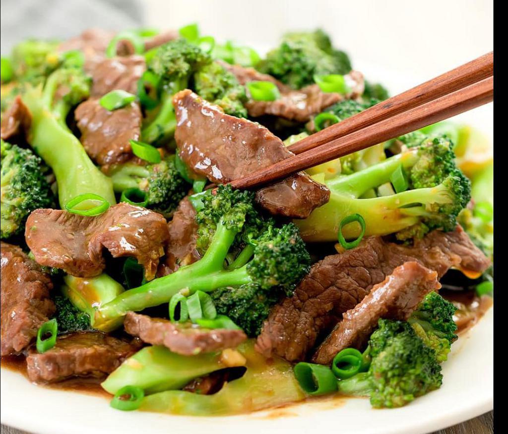 Broccoli Beef a la Carte · Beef with fresh broccoli.