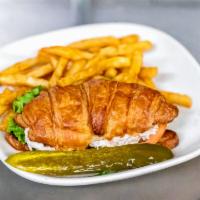 Tuna or Chicken Salad Croissant  · Your choice of our albacore tuna salad or gourmet chicken salad on a butter croissant 