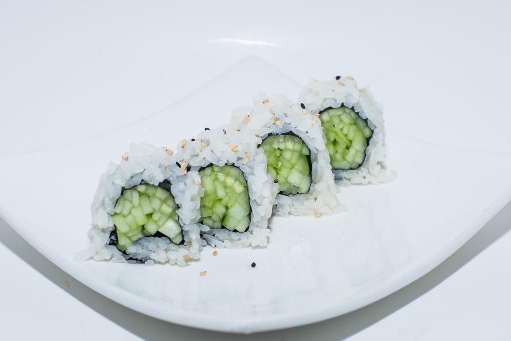 Cucumber Roll  · 6 pieces.
