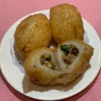 Deep Fried Pork Dumpling (鹹水角) · 3 pc