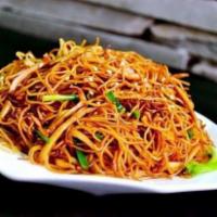 Soy Sauce Pan Fried Noodle（豉油皇炒麵） · 