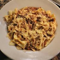 Pop's Spaghetti · Seasoned ground beef in Pop's homemade tomato sauce with BOWTIE pasta topped with Parmesan c...