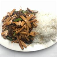 Shredded Beef with Dry Bean Curd & Chilly Over Rice（小椒香干牛肉丝盖饭） · Hot & spicy.