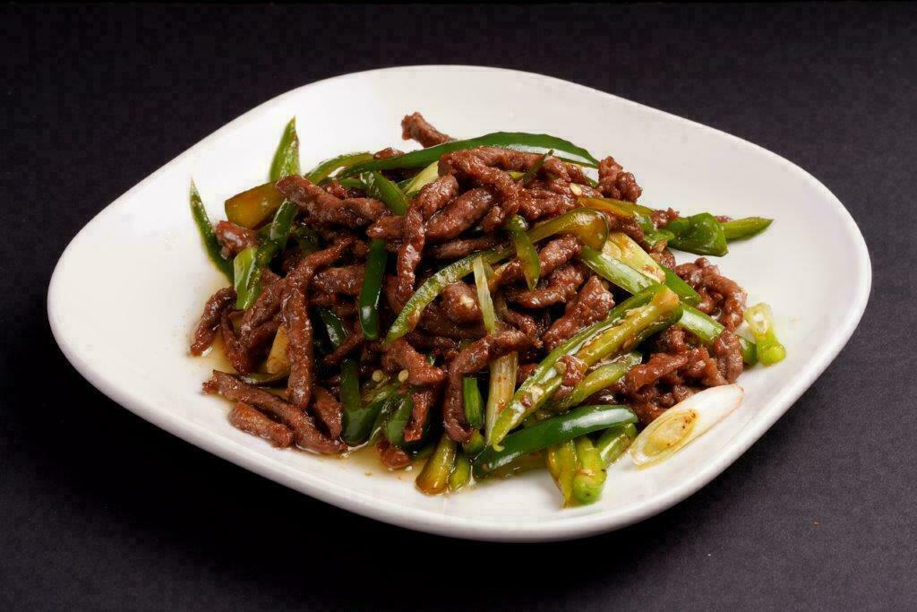 Shredded Beef & Chilly（小椒牛肉丝） · 
