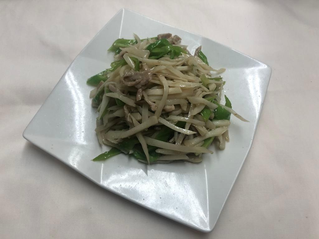 Green Pepper with Water Bamboo & Shredded Pork in White Sauce（青椒茭白肉丝） · Hot & spicy.