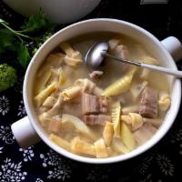 Pork Chunk, Flitch & Bamboo Shoot Stew in Earthen Casserole（腌笃鲜） · 