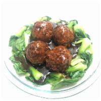 Meat Ball in Brown Sauce（红烧狮子头） · 